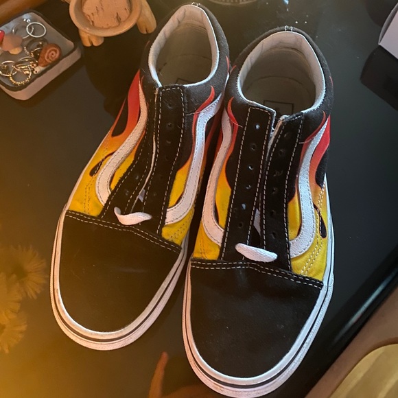 Flame Old Skool Vans - Picture 2 of 2